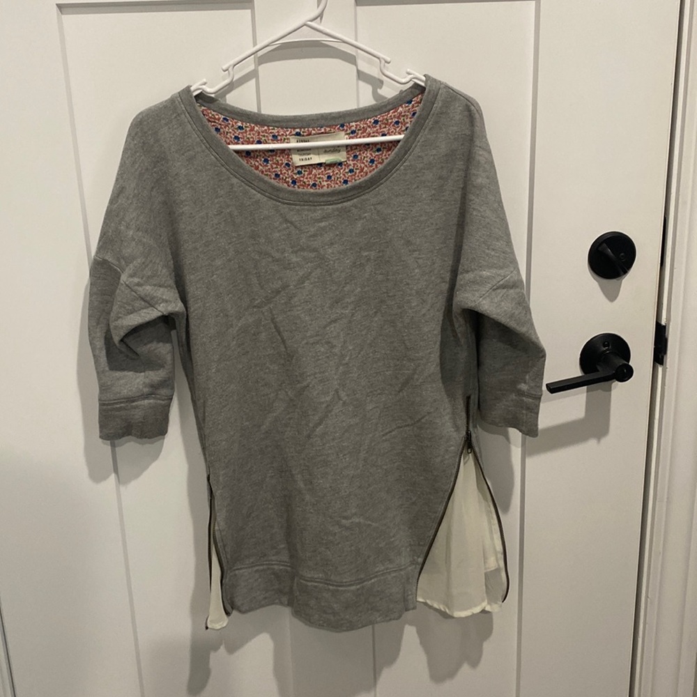 Anthropologie sweatshirt size XS